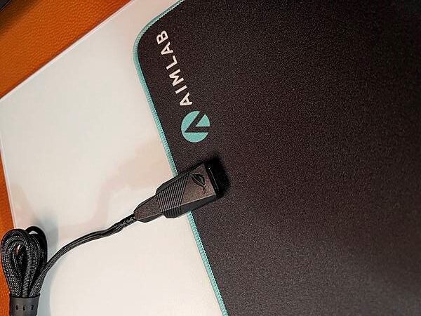 Easily secured onto the mouse pad
