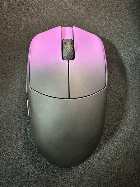 Surface coating changes on the Maya X after one week of use